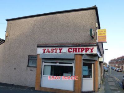 FOTO LECKERES CHIPPY CASTLETON SCHÖNES KLEINES CHIPPY UND CHINESISCHES ZUM MITNEHMEN.  FREITAG 2