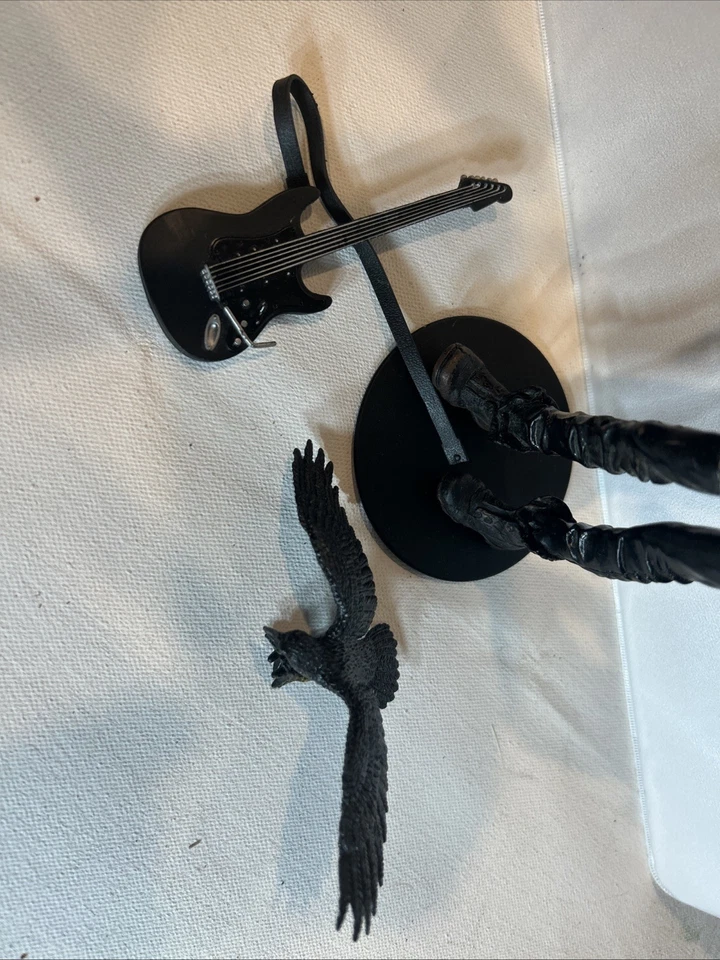 2000 McFarlane Eric Draven The Crow Movie Maniacs Action Figure Crowvision - Image 4 of 4