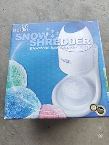 Hawaii Ice Snow Shredder Electric Ice Shaver E100 Snow cone New In Open Box
