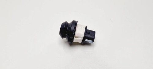 VW POLO 6N2 Andere Steuergeräte 6N0947563 1.40 Petrol 1999 31088436