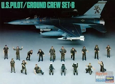 HAS36005 1:48 Hasegawa US Pilot / Ground Crew Set B