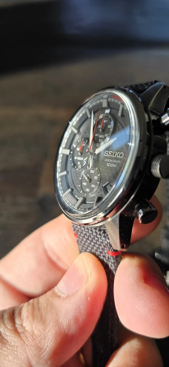 Seiko Neo Sports Schwarzes Zifferblatt Herrenuhr - SSB315P1
