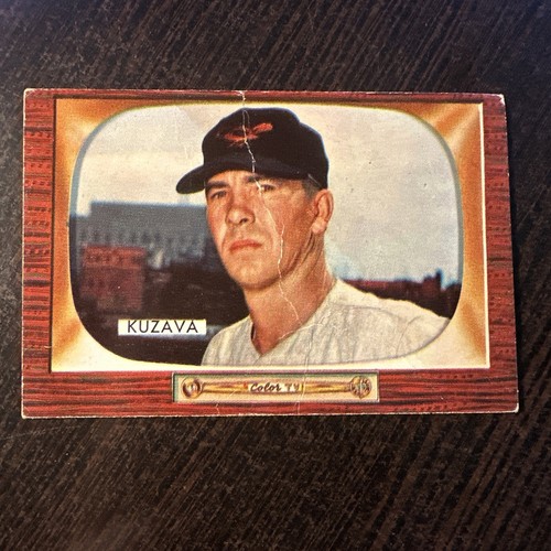 Bob Kuzava #215 1955 Bowman card