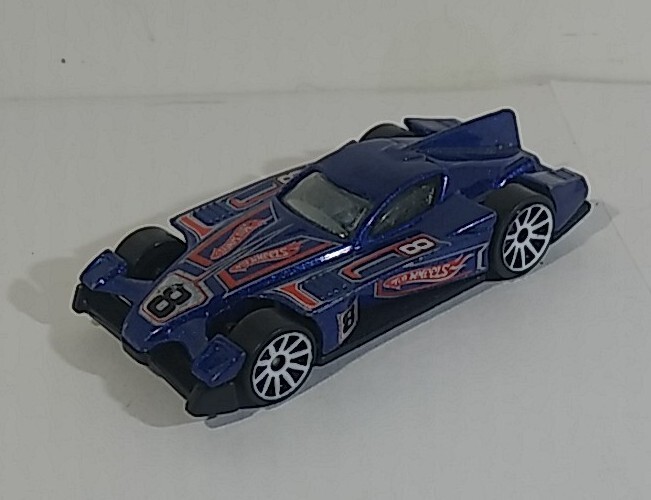 Picture 1 of 10