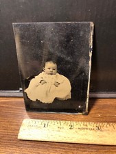 Antique Civil War Era Victorian Child Baby Tintype Photo Photograph Vintage