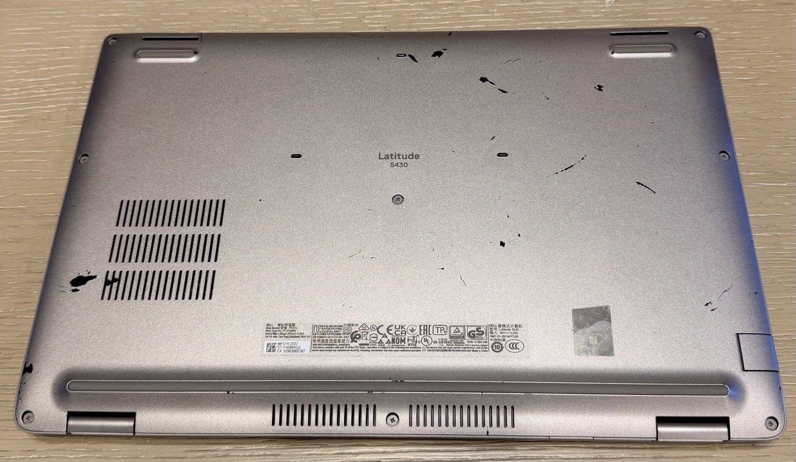 Dell Latitude 5430, 14-Inch Laptop, with Intel CORE I5-1235u, 256 GB SSD (Solid State Drive), Windows 11 Pro