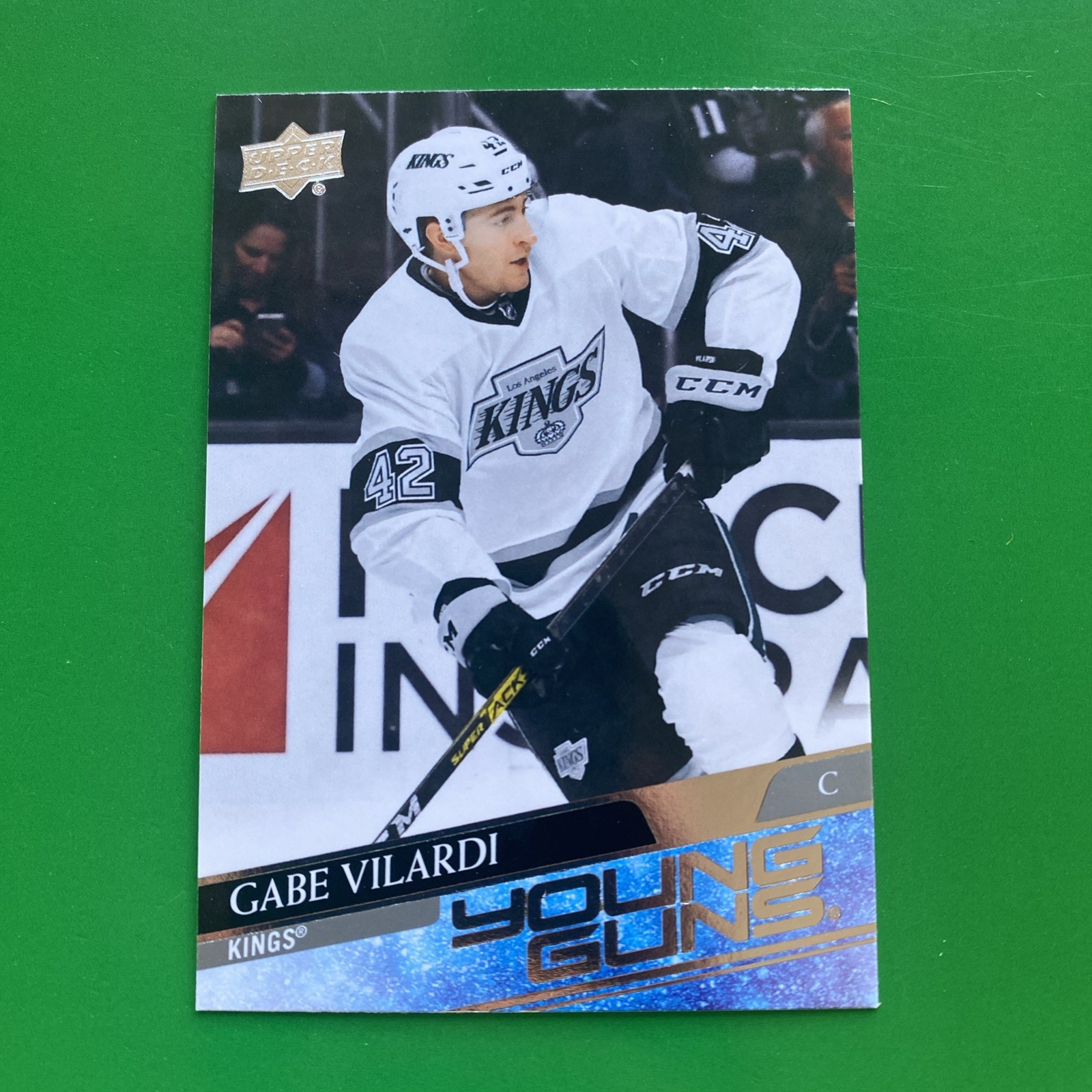 Gabe Vilardi 2020-21 Upper Deck Series 1 Young Guns Rookie RC Card #215