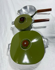 Vintage JCPenney Avocado-Green Aluminum Cookware set ( 1970s ) made in USA