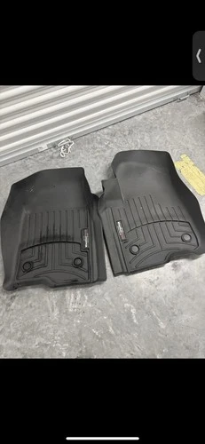 Weather Tech Floor Mats 2020 GMC 3500HD No Back Mat Used