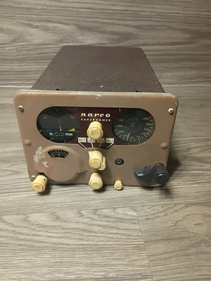 Narco VTR-2/VTP-34 Aircraft Transmitter 1940's Tubes