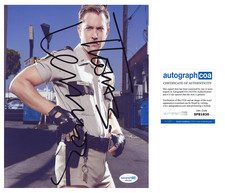 Thomas Lennon 'Reno 911!' Signed 8x10 Photo 'Lieutenant Jim Dangle' ACOA