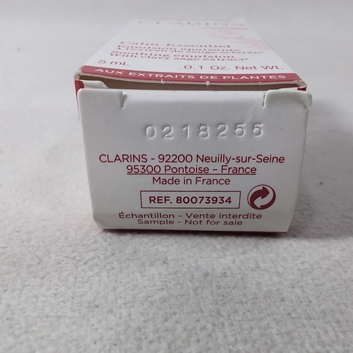 Clarins Paris Calm-Essentiel Soothing Emulsion Clary Sage Extract 5ml .1oz - Picture 5 of 7