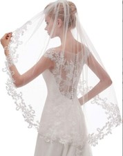 Lace wedding dress White wedding dress with comb bridal headdress iron comb one