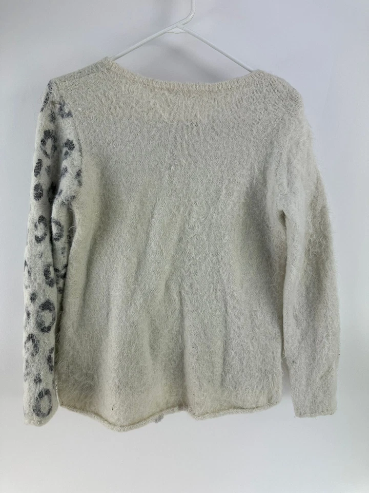 H & M девочек пуловер меховой белый леопард печать свитер размер 10-12Y - Изображение 3 из 3