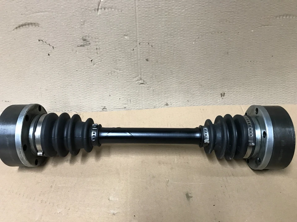 GENUINE FERRARI MONDIAL 8 DRIVE SHAFT HALF SHAFT P/N 111867   1980 - 1982 W221 - Image 3 of 4