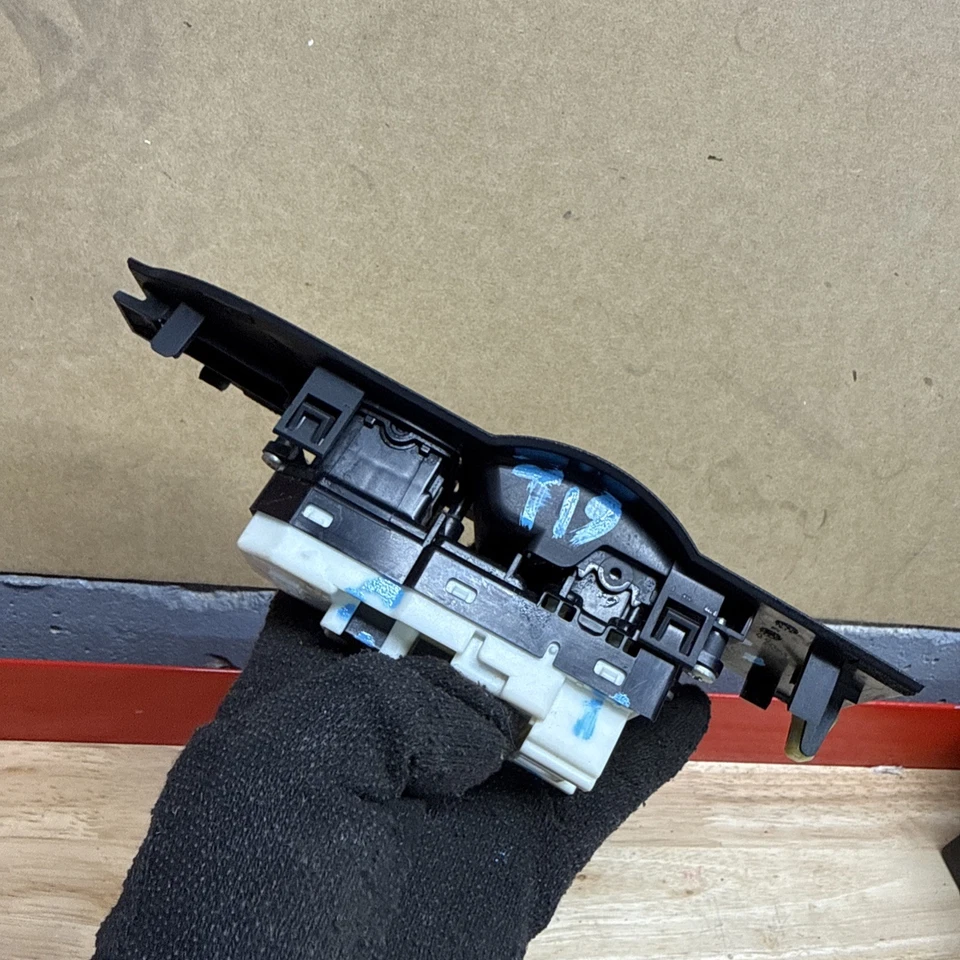2005 2006 2007 2008 2009 2010 SCION TC DRIVER MASTER POWER WINDOW SWITCH OEM Foto 4 de 4
