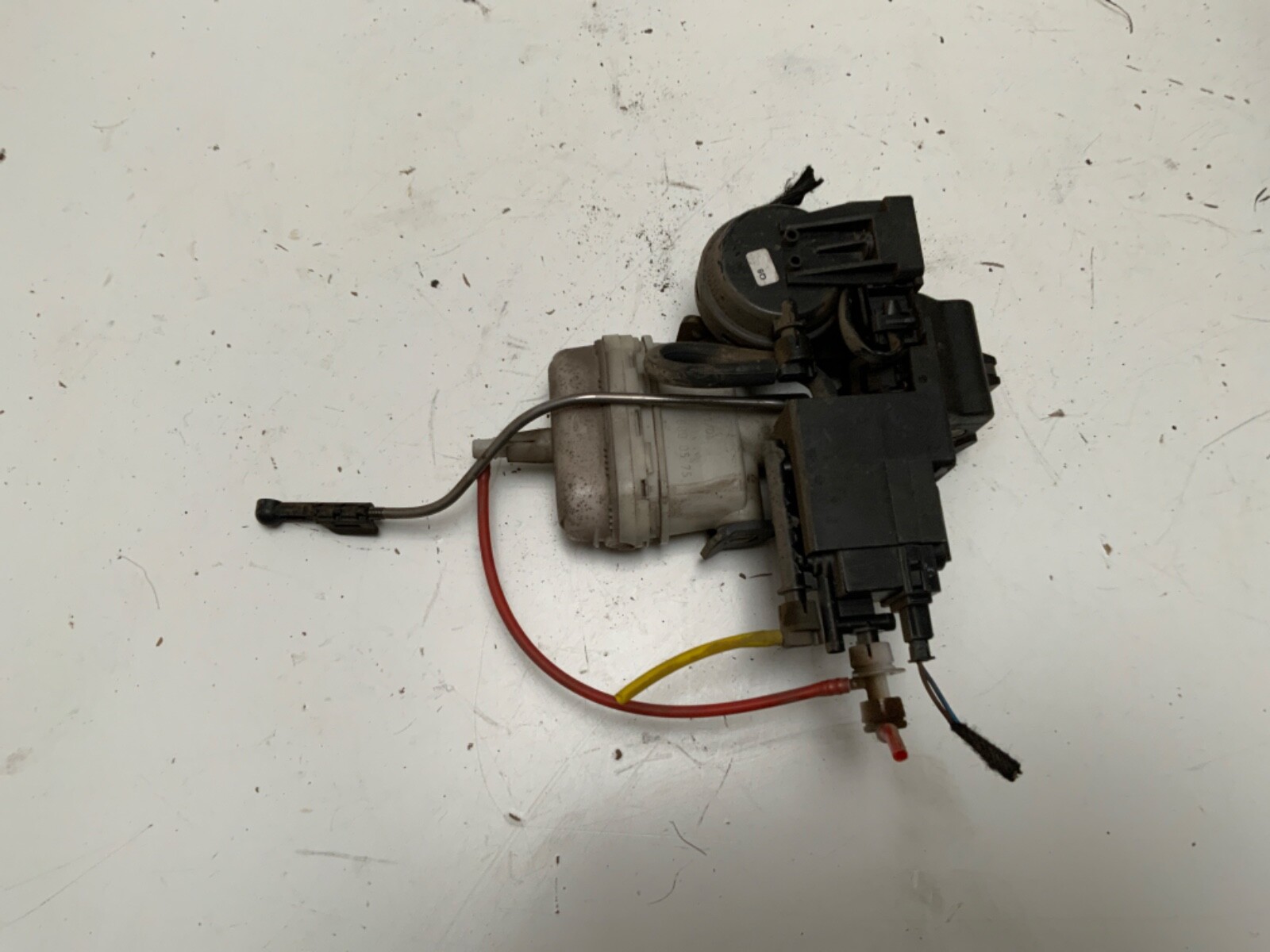 Mercedes W220 S Class TRUNK ACTUATOR LOCK OEM A 2207500185 eBay