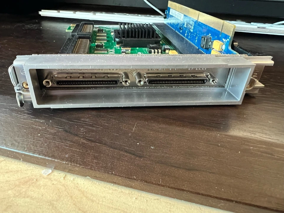 Apple LSI 22320 320MB/s Ultra320 SCSI Host Bus Controller Card with Riser - Image 4 of 4