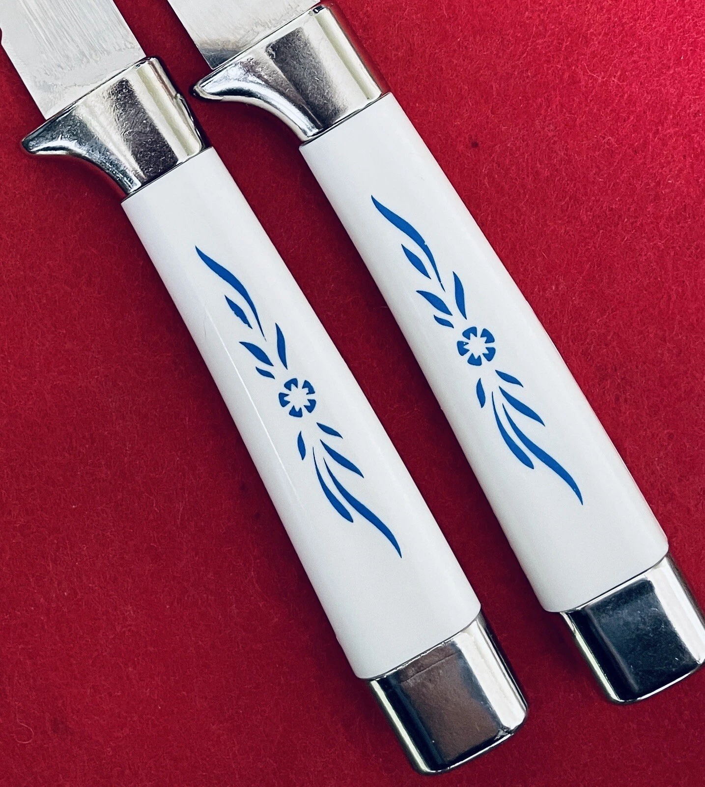 Vintage Sheffield England Blue Cornflower Serrated Knives