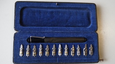 Original PELIKAN Graphos-Set 13-teilig  NEUE FEDERN N° 7