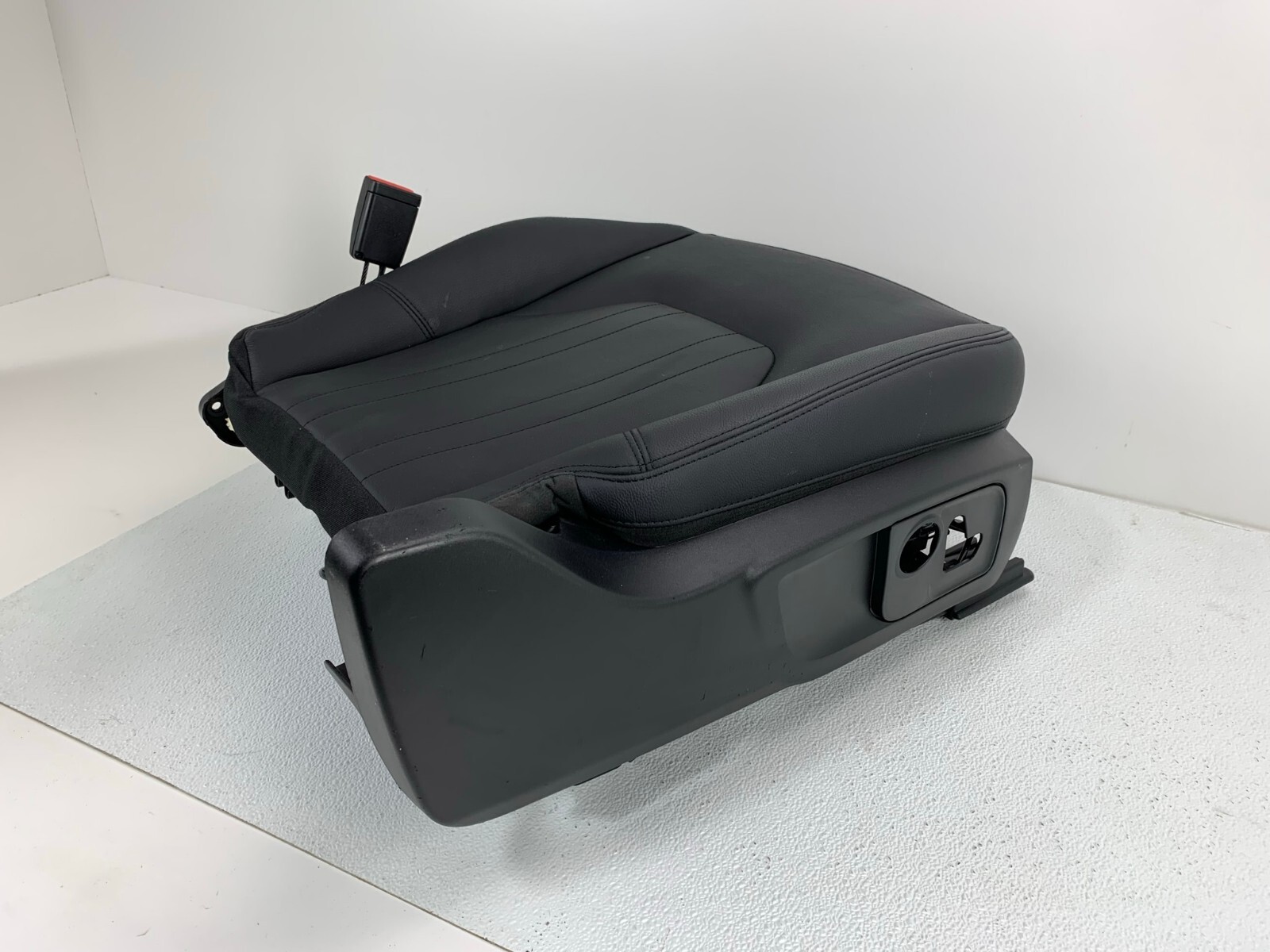 2014 - 2021 MASERATI GHIBLI FRONT RIGHT PASSENGER SIDE SEAT LOWER CUSHION/RAILS