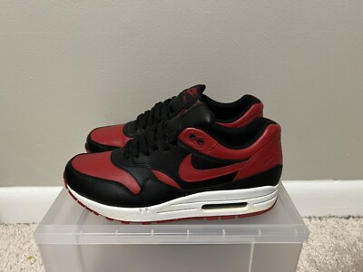 100% Authentic 2015 Nike Air Max 1 Premium QS Bred Size 8 665873-061