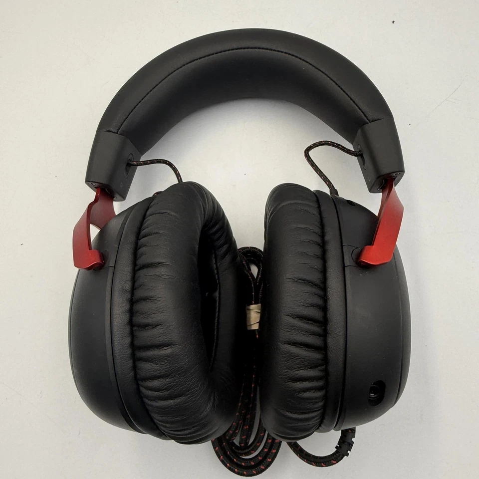 Auriculares con cable para juegos HyperX Cloud III (leer) Foto 2 de 4