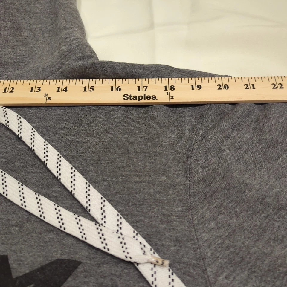 CCM Hockey Hoodie. Grey. Men.  M/L - Image 4 of 4