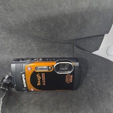 Olympus Stylus Tough TG-860 16MP Waterproof Digital Camera for Parts Bad Screen