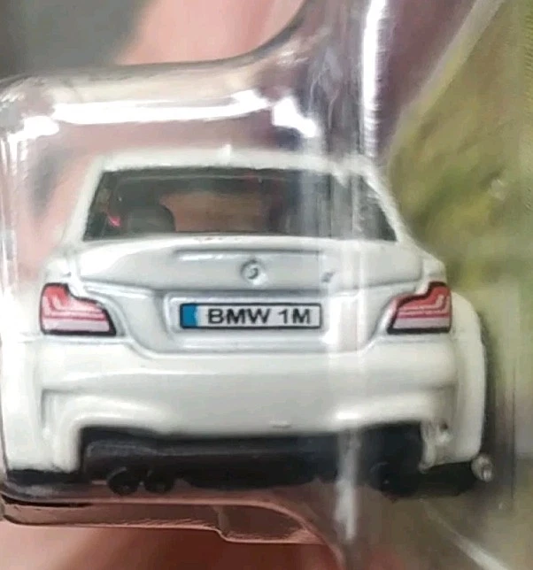 Matchbox BMW 1M M1 Serie 1 Bianco 1:64 2025 - Immagine 3 di 3