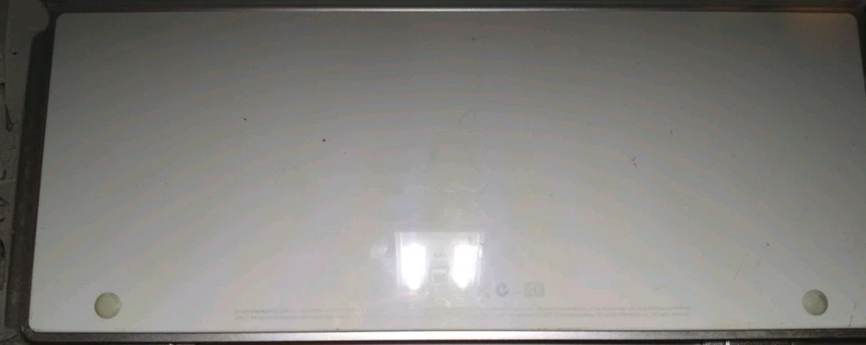 Apple Bluetooth Keyboard British English SOLD AS SEEN FOR PARTS UNGETESTET - Bild 2 von 4