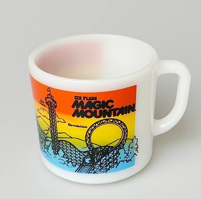 VTG 70's Six Flags Magic Mountain Anchor Hocking Milk Glass Mug Revolution USA