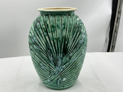 Vintage 1980's Art Deco Shell Ribbed/Draped Ceramic Green Vase 9'' Tall