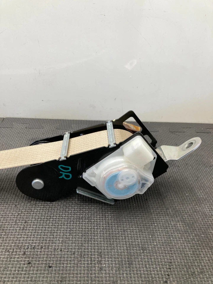 05-11 Conjunto retractor cinturón de seguridad trasero izquierdo conductor Cadillac STS fabricante de equipos originales Foto 2 de 4