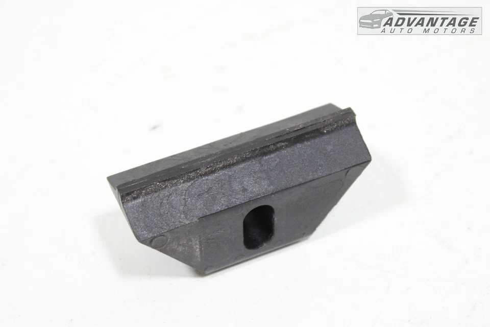 Chevy Camaro 2016-23 3,6 L soporte de batería soporte de retención soporte OEM Foto 3 de 4