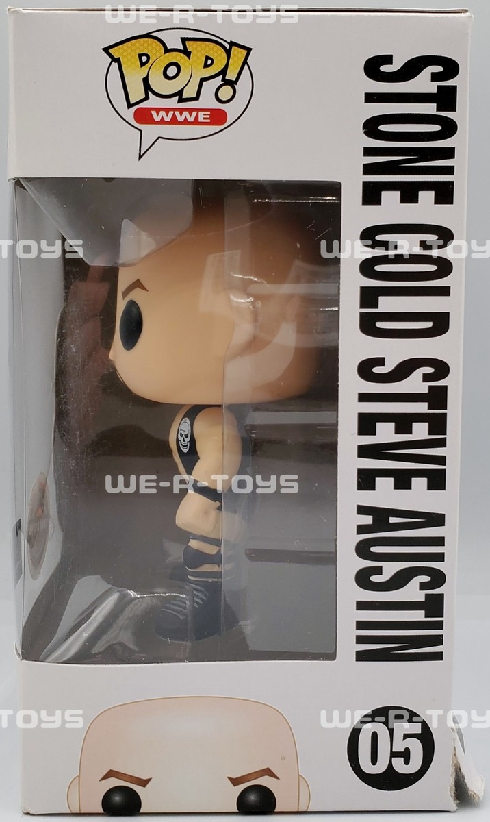 スポーツ選手 FUNKO POP WWE 05 STONE COLD STEVE AUSTIN Funko Pop! WWE: Stone Cold Steve Austin with Belt : Amazon