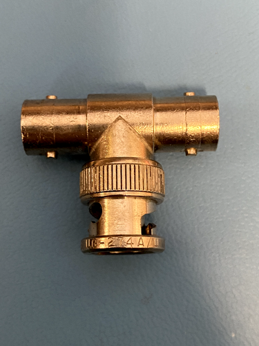 1) 31-12 Amphenol UG-260/U BNC M a RG-59, 62 Pinza New Old Stock Nuovo