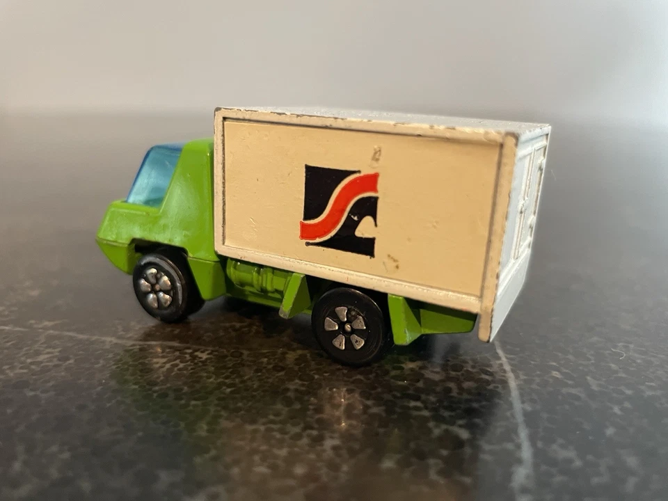 Camión de reparto Peelers Pan-Am Airlines escala 1/64 diecast Playart vintage años 70 Foto 3 de 4