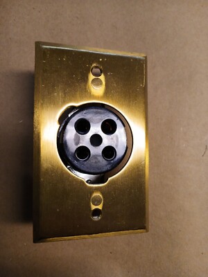 Russell Stoll F13523, 30A/250V 4-Wire Receptacle, Ever-Lok Series, NEW Old Stock