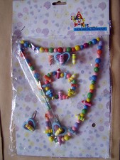 Halskette &  Armband  & 3 Haarspangen  aus Ho...
