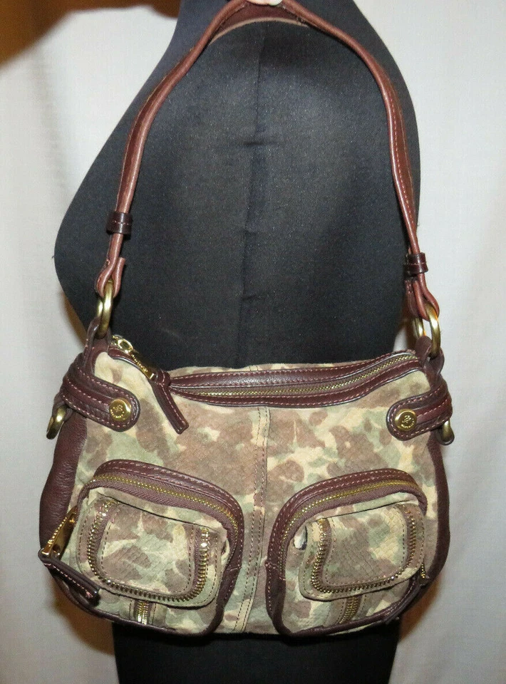 B. Makowsky camouflage print leather purse, good used condition - Image 2 of 4