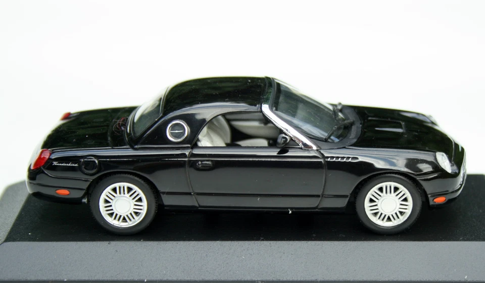 Ford Thunderbird Anno 2002-2005 "Retro-Bird", Nero, Modello Minichamps M. 1:43 - Immagine 3 di 4