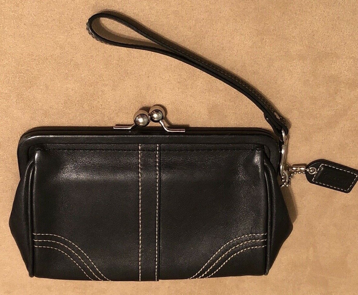 Coach Black Leather Soho Framed Kisslock Wristlet Wallet Purse | eBay