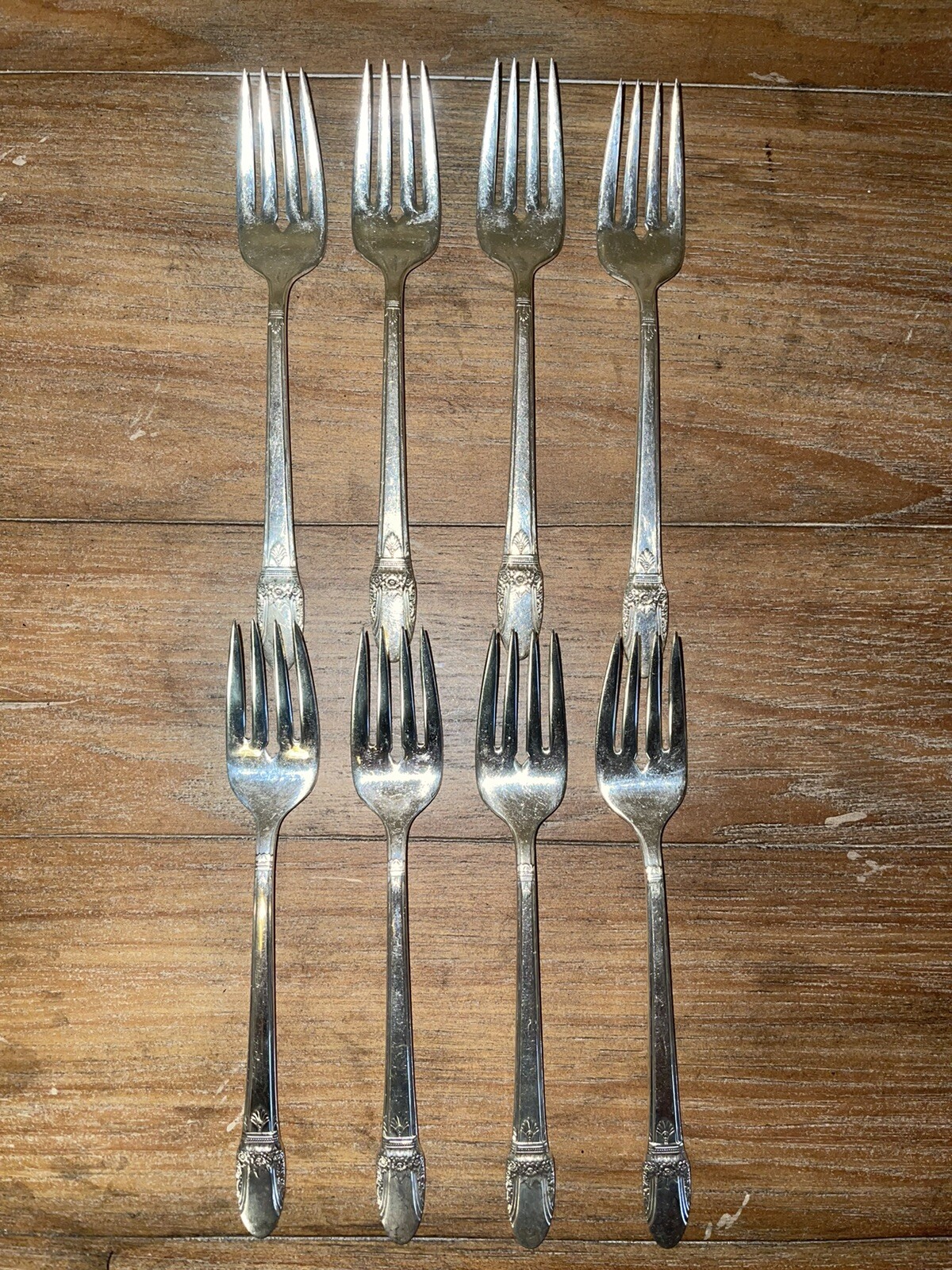 Picture 1 of 8