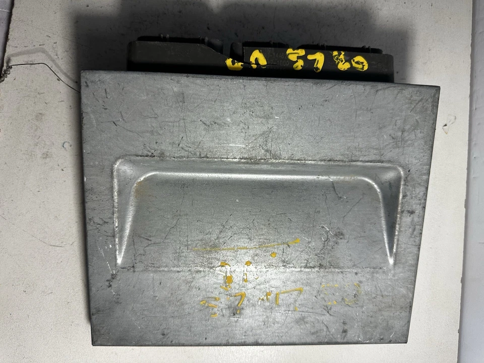 2003-2004 Lincoln LS 3.9L V8 ECU ECM PCM Engine Computer 4W4A-12A650-AUA - Image 3 of 3