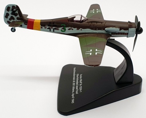 Oxford 1/72 Scale Aircraft AC028 - Focke Wulf Ta 152H-1 April 1945 - Picture 3 of 5