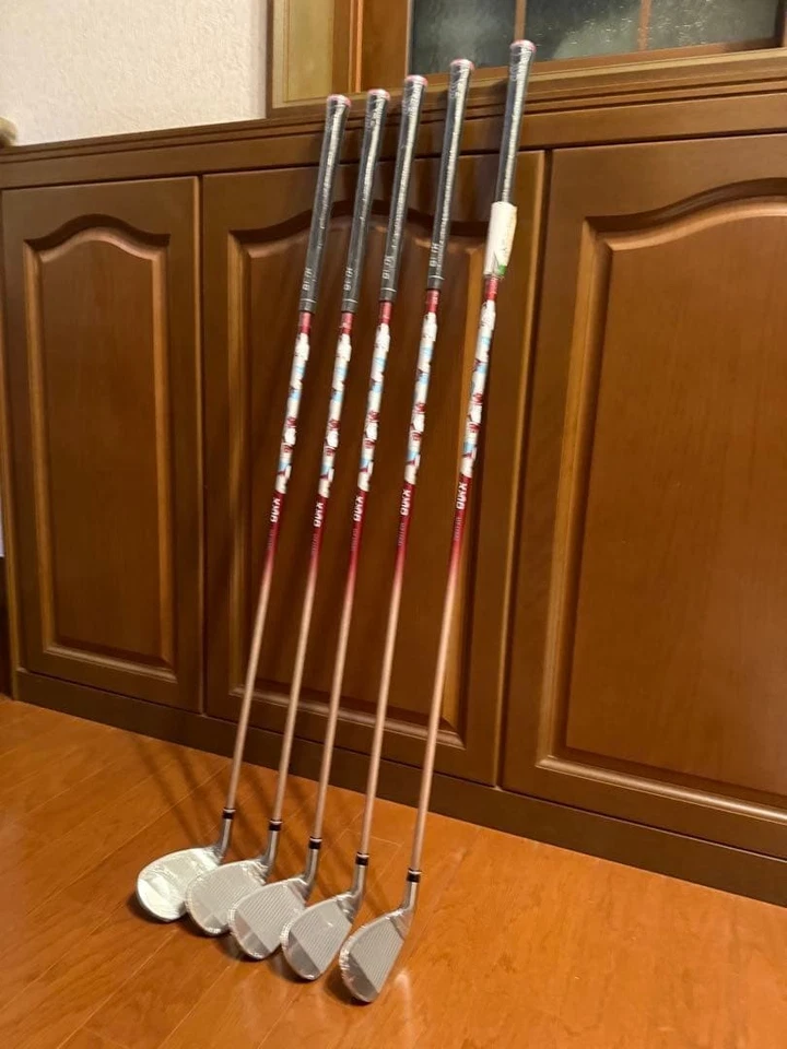 Unused Ladies DUNLOP XXIO 12 5pcs Iron Set 7-9/P.S Flex-A MP1200 No H/C - Image 2 of 4