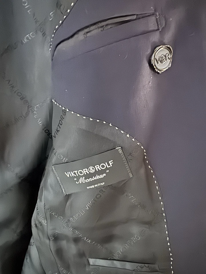Víltor Rolf Hombre’s Traje Chaqueta Calce Ajustado Blazer Dos Botones y Hecho en Italia Foto 3 de 4