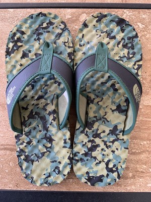 the north face base camp sandals