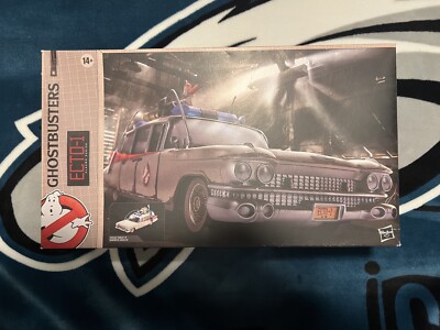 Hasbro Ghostbusters ECTO 1 Plasma Series New In Box SDCC
